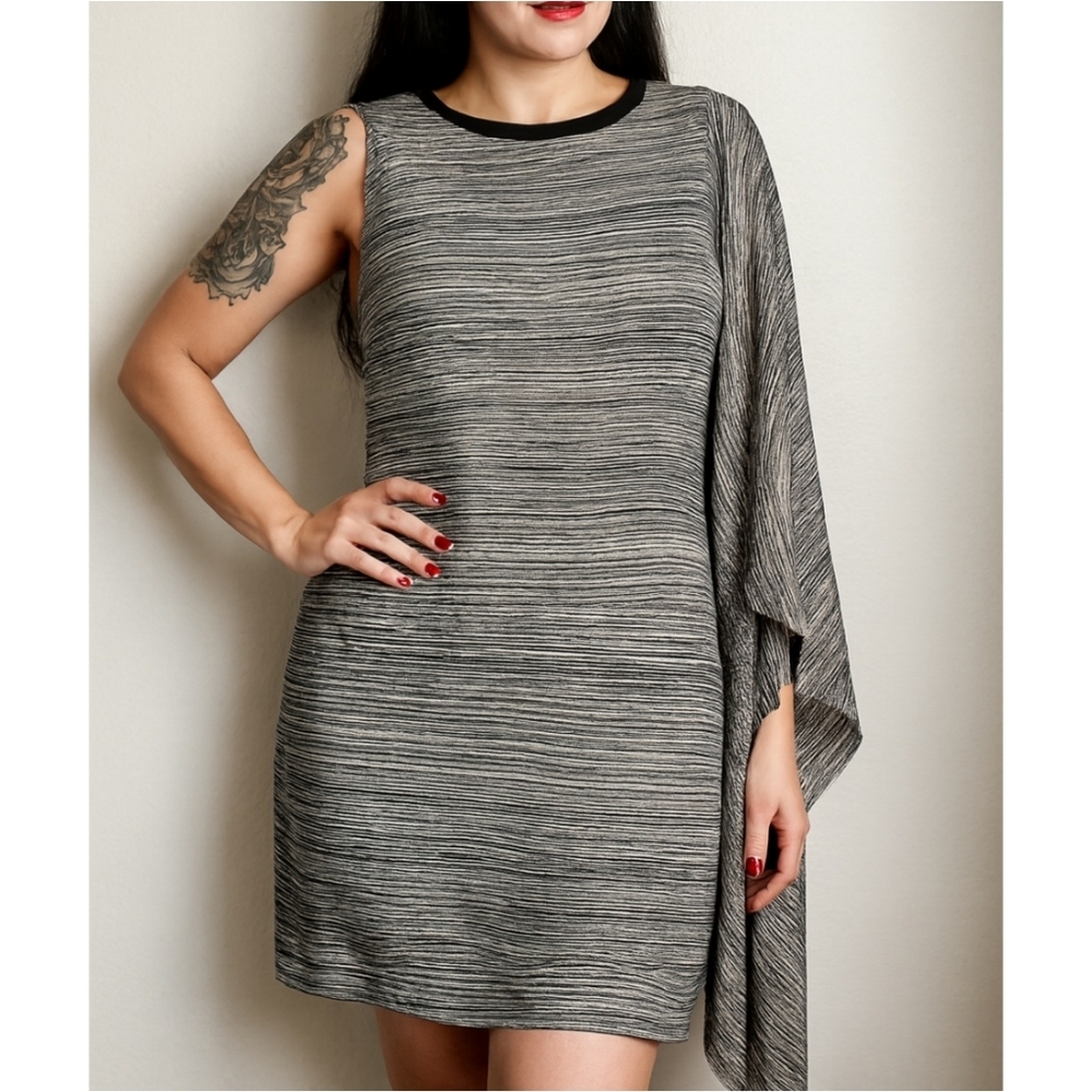 Ali & Jay One Shoulder Cape Sleeve Mini Dress XS Black White Cocktail